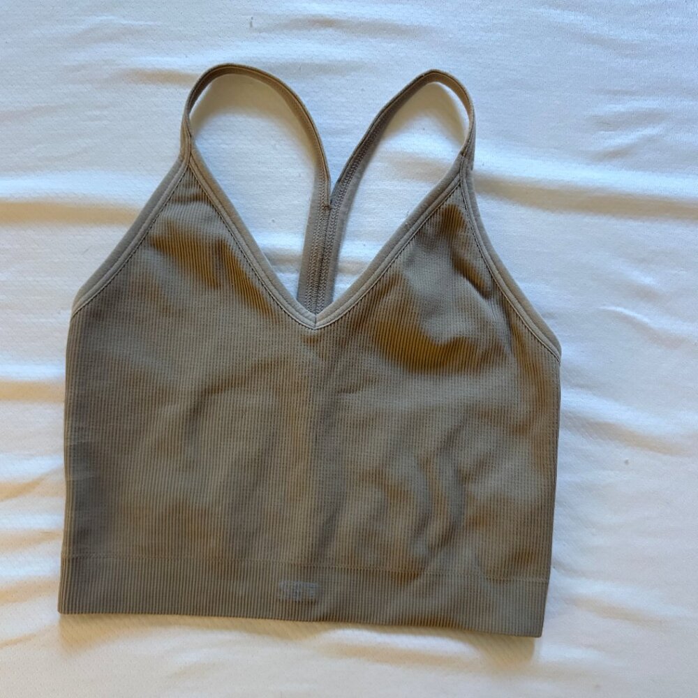 Set Active Ribbed V Top- Size XS, Sand Color